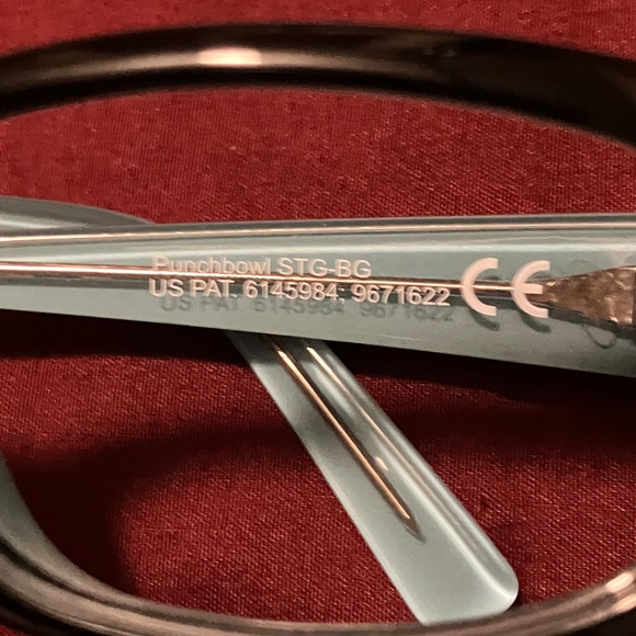 Maui Jim - Picture 3 of 3